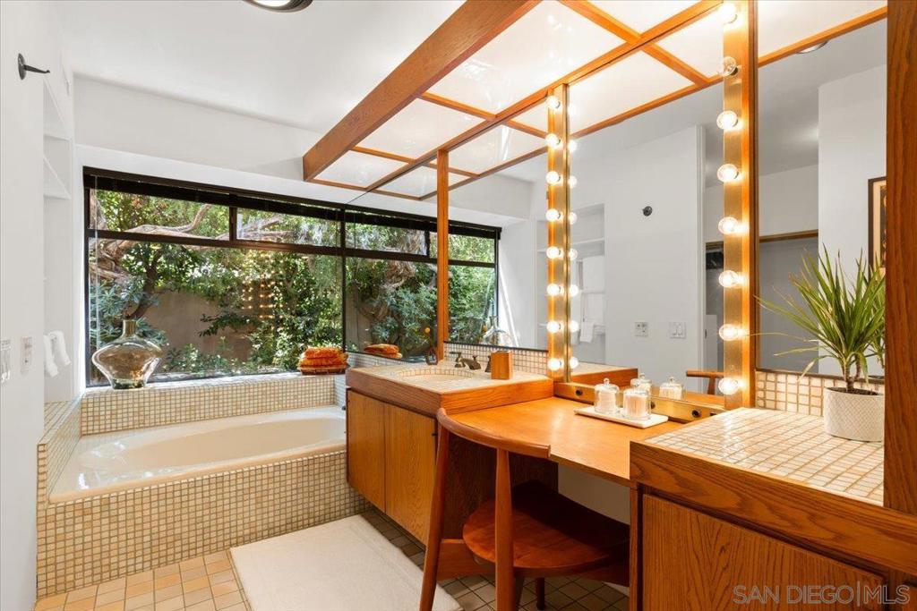La Jolla - Residential Lease