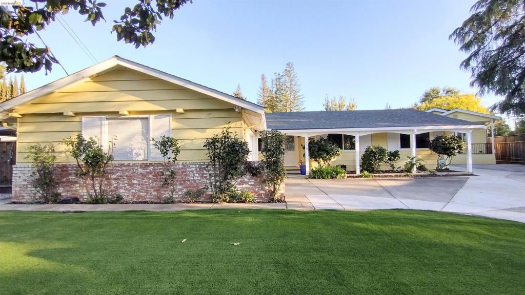 102 Kelobra Ct, Walnut Creek CA 94598