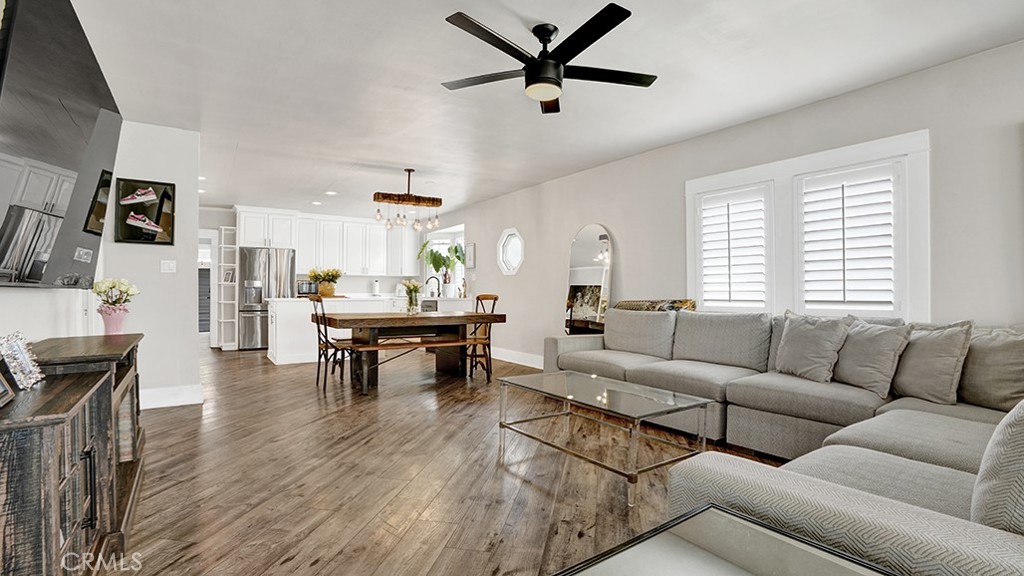 2197 Santa Ana Avenue