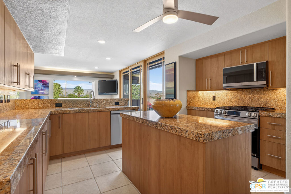 Chino Canyon - Residential