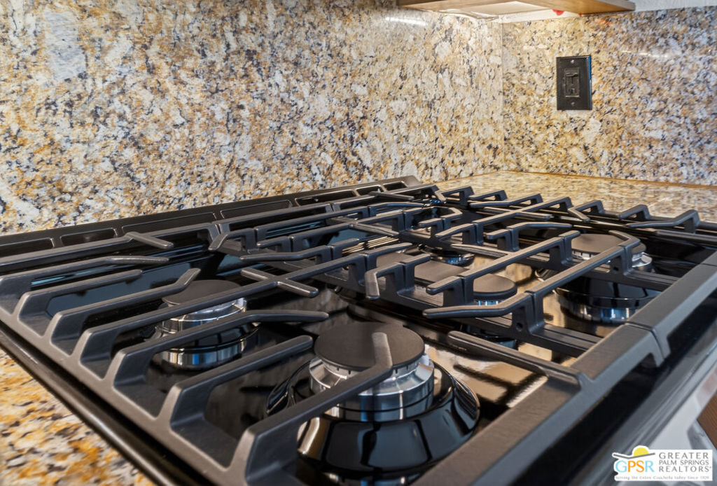 Chino Canyon - Residential