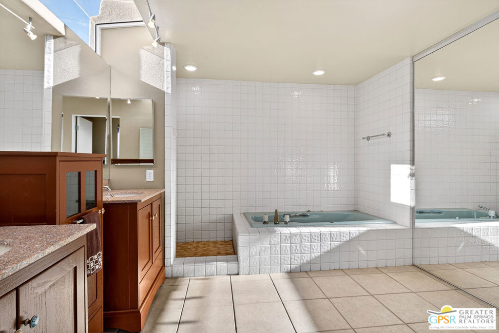 Chino Canyon - Residential