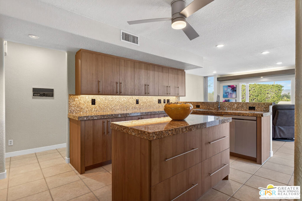 Chino Canyon - Residential