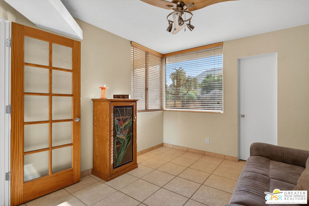 Chino Canyon - Residential