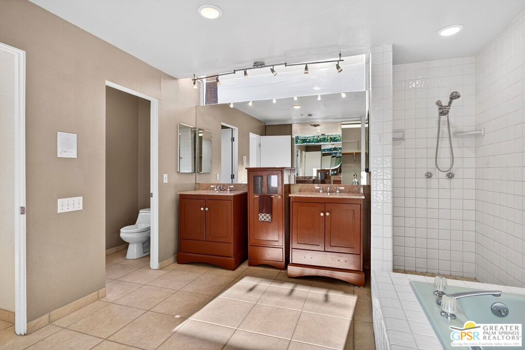 Chino Canyon - Residential