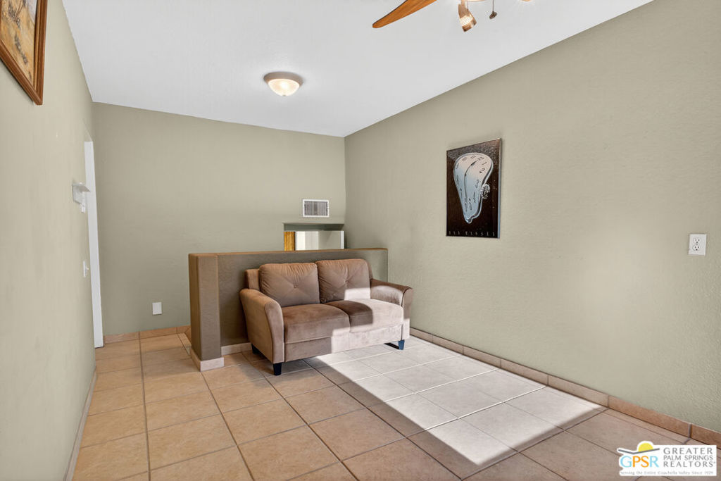 Chino Canyon - Residential