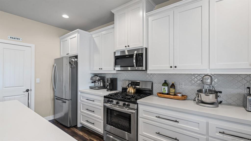 Ramona - Residential