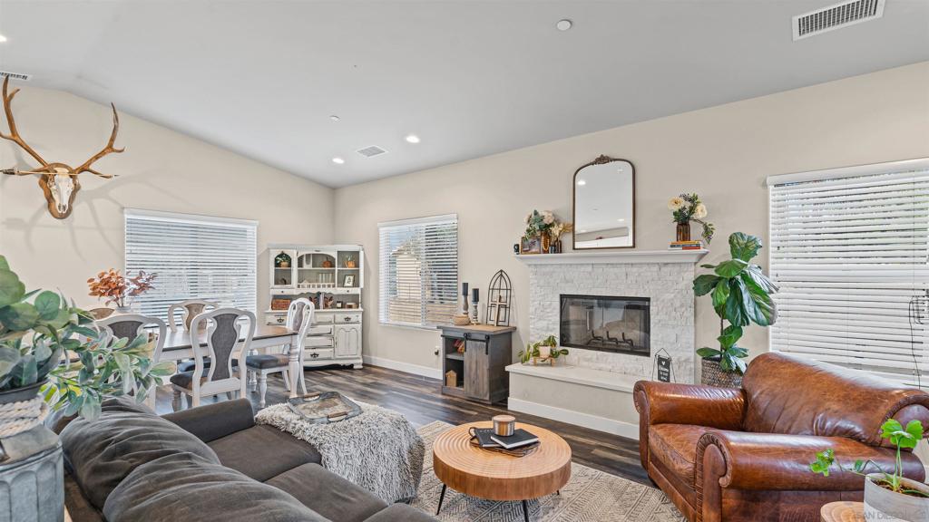 Ramona - Residential