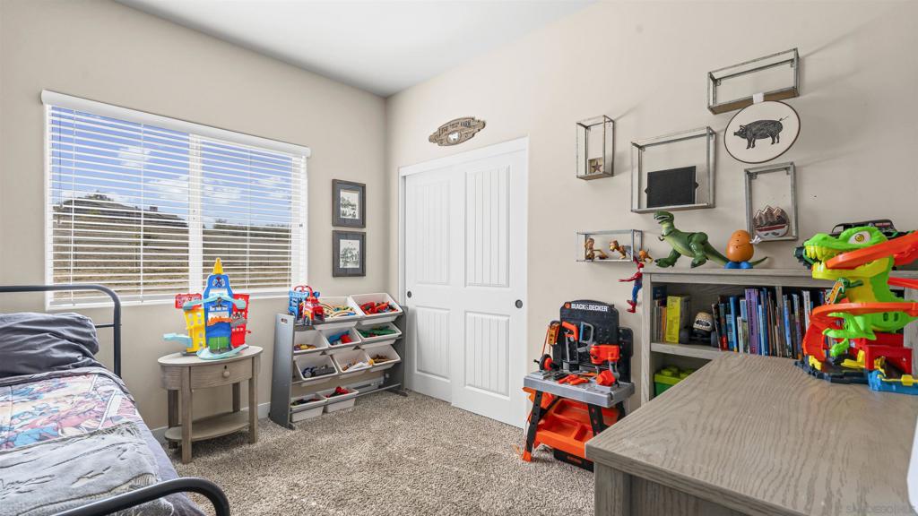 Ramona - Residential