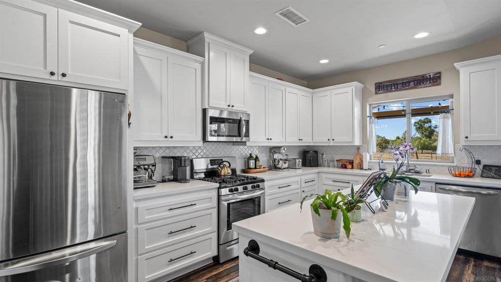 Ramona - Residential