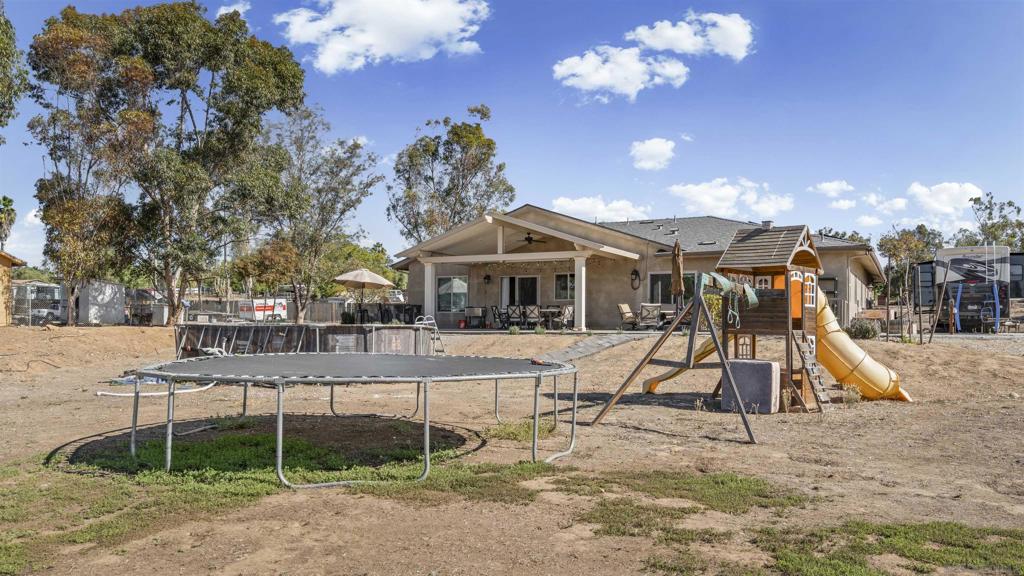 Ramona - Residential