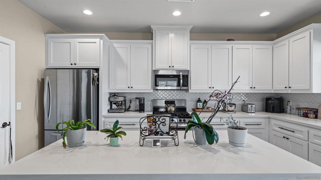 Ramona - Residential