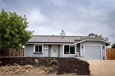 Photo of 2761 Chaparral Lane, Paso Robles, CA 93446 (MLS # SC26084032)