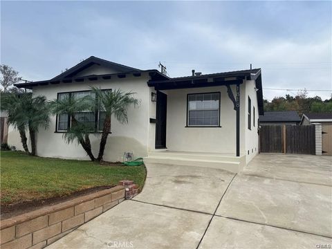 Photo of 1818 Deserta Dr, Glendora, CA 91740 (MLS # PW25249059)