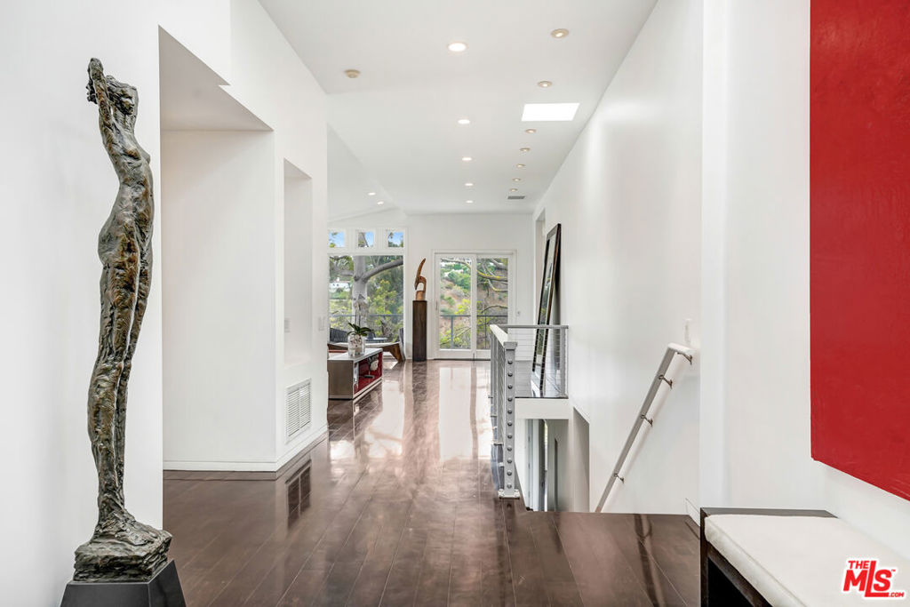1415 Summitridge Drive