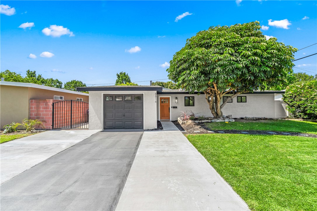 Fully Renovated Los Altos Beauty – 3 Bed, 2 Bath, ~1,500 SF
Expertly remodeled, this home blends timeless style and quality craftsmanship. Vaulted ceilings span the open living/dining area, perfect for hosting with space for an 8/10-seat table. Designer kitchen with quartz island, shaker cabinets, and matte black finishes. Waterproof wide-plank floors throughout, modern bathrooms, and a finished insulated garage for office/gym. Private backyard with new turf, patio, and mature landscaping. New HVAC, windows, finishes and doors. Prime location—quiet street, top schools, 5 mins to 2nd St, PCH, and the beach!