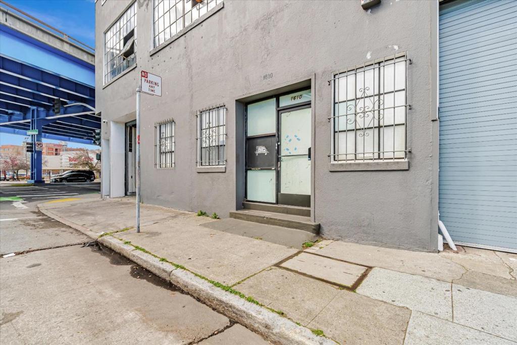 16061612 Harrison Street