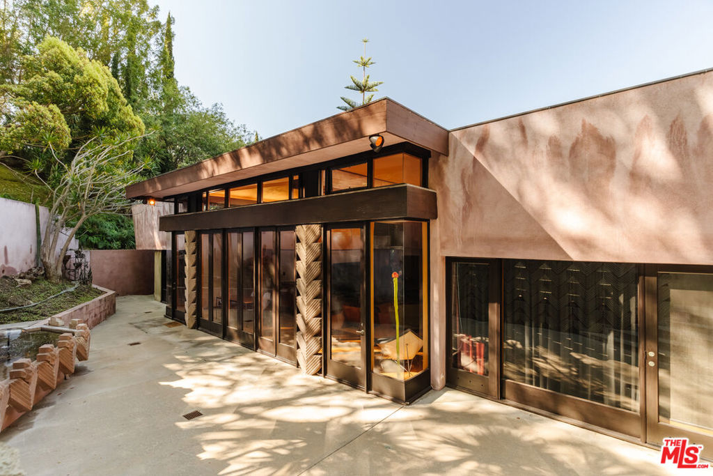 7017 Senalda Road