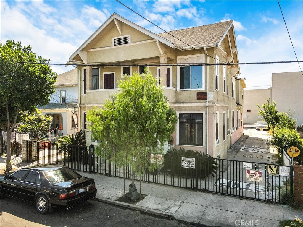 134 E 31st Street