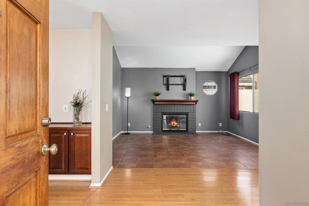 2435 Heatherwood Ct
