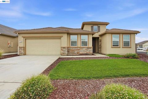 Photo of 1798 St Croix Ct Ct, Plumas Lake, CA 95961 (MLS # 41132522)