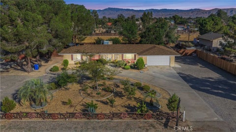 Photo of 14275 Gayhead RD, Apple Valley, CA 92307 (MLS # HD26157537)