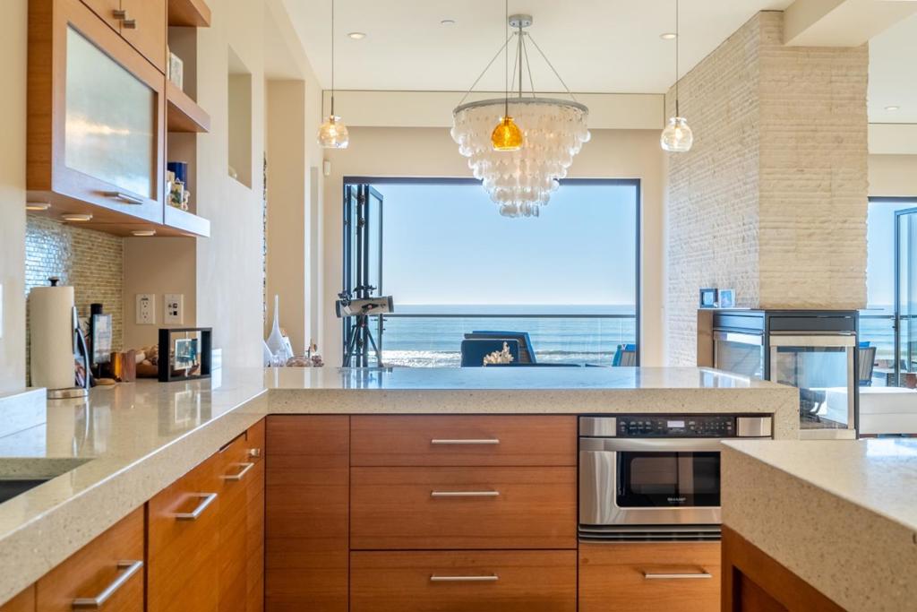 635 Beach Drive