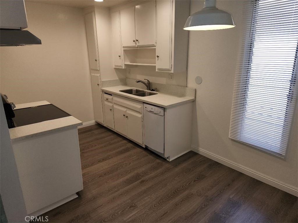 MacArthur Village (MAVL) - Residential Lease