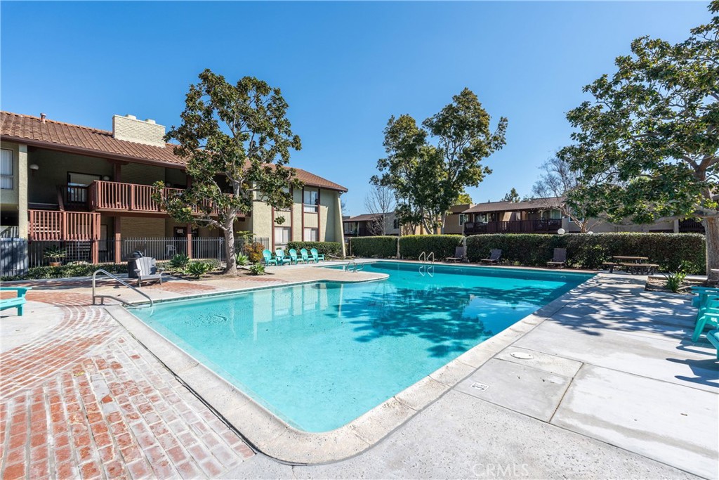 MacArthur Village (MAVL) - Residential Lease