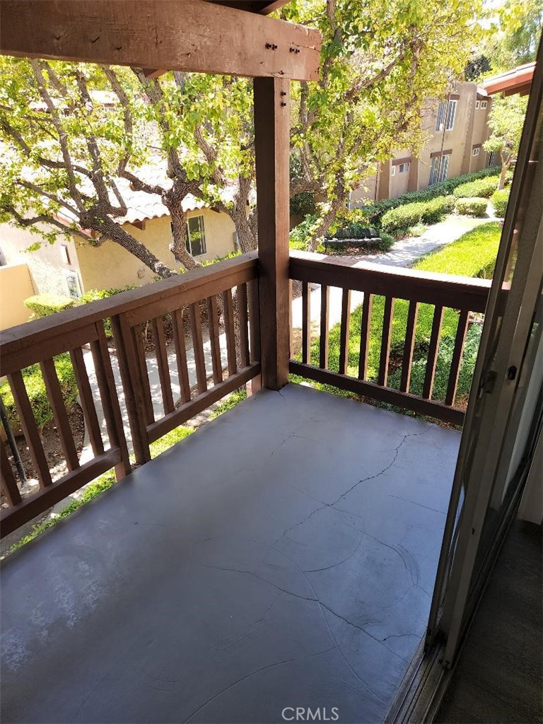 MacArthur Village (MAVL) - Residential Lease