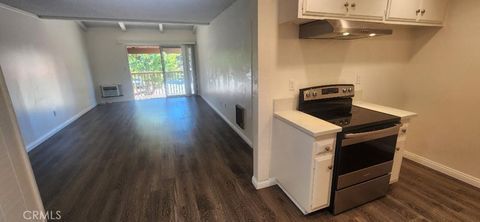 Photo of 1000 W Macarthur Boulevard #39, Santa Ana, CA 92707 (MLS # PW25220753) Photo of 1000 W Macarthur Boulevard #39, Santa Ana, CA 92707 (MLS # PW25220753)
