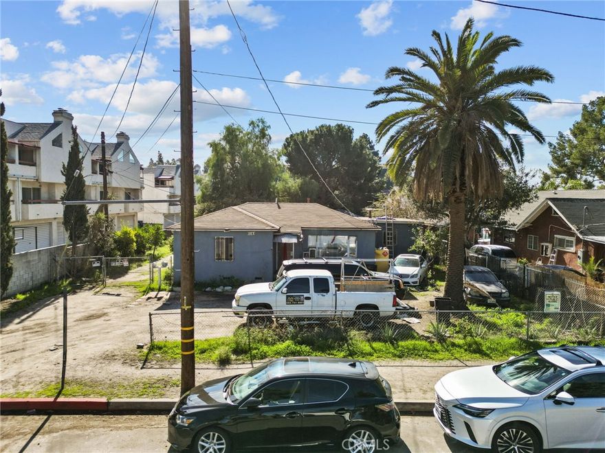 Bulk Sale – Development Opportunity
Two adjacent parcels, 11144 & 11148 Lorne Ave, now combined with a new address 11146 Lorne Ave, Sun Valley, CA. Combined lot size approximately 26,740 sq. ft. Conditionally approved plans for 17 townhome units with an approved zone change. Both lots sold together as a bulk sale for $2,250,000. Prime infill location adjacent to a public park and near the future lake/park project. Strong development potential in a high-growth submarket with robust rental and resale demand. Ideal for developers, builders, and value-add investors.