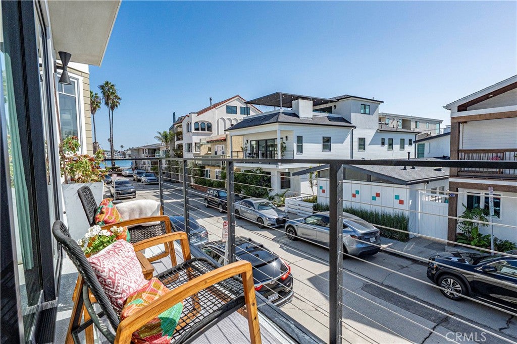 5725 E Ocean