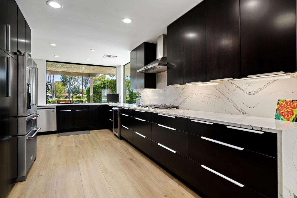 The Springs C.C. - Residential