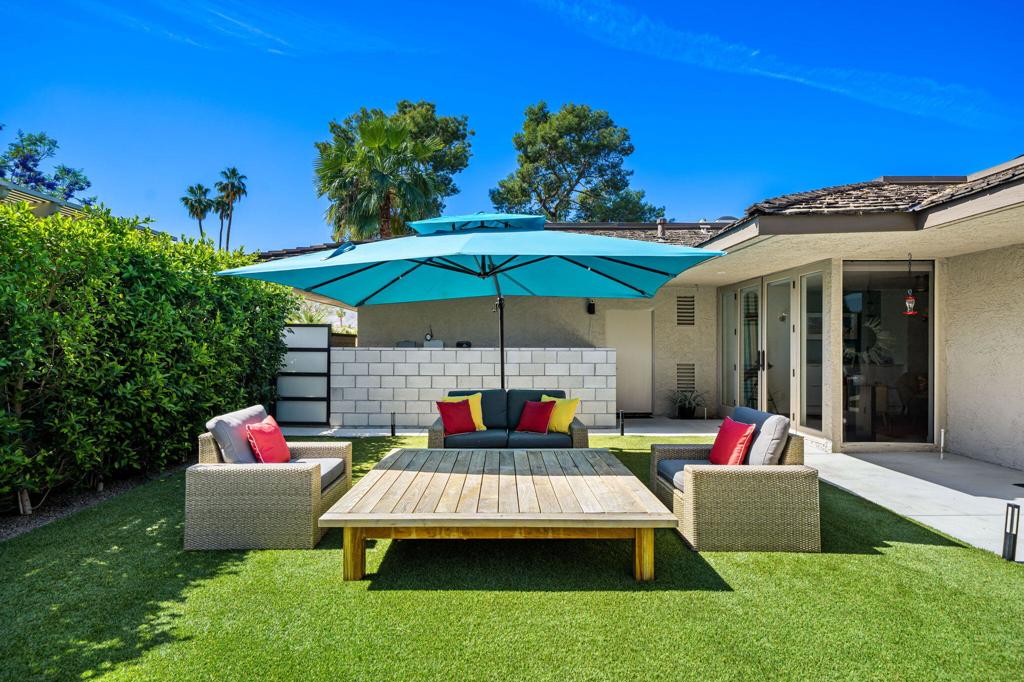 The Springs C.C. - Residential