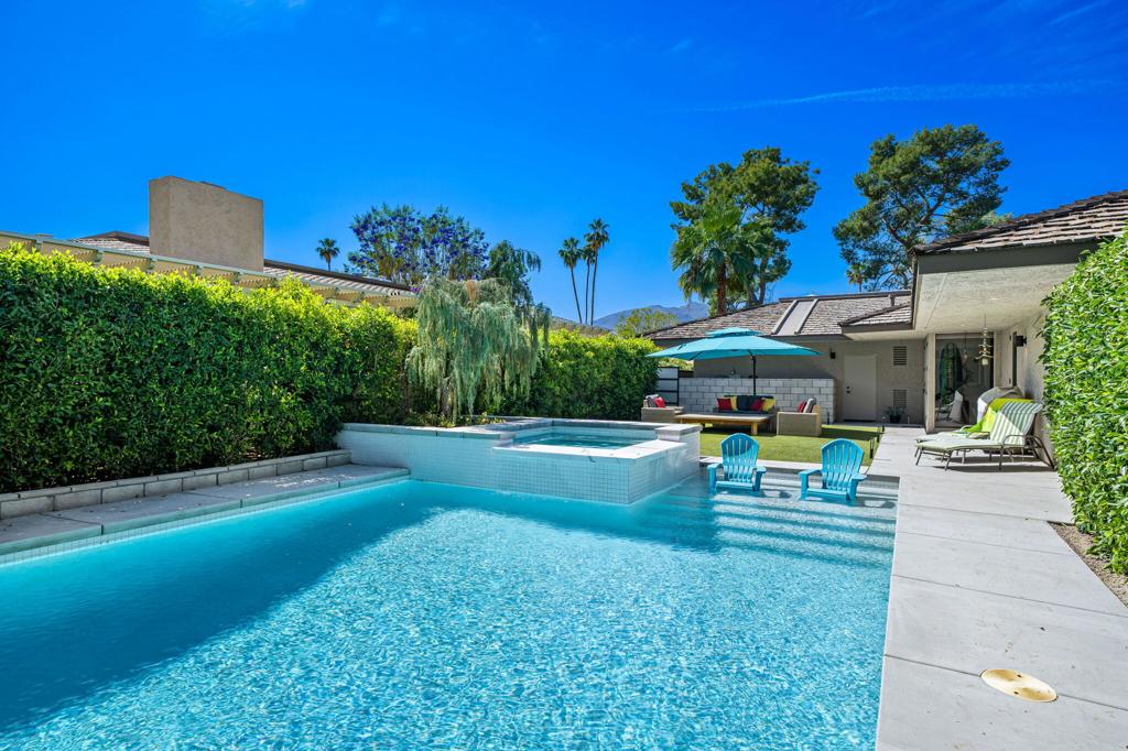 The Springs C.C. - Residential