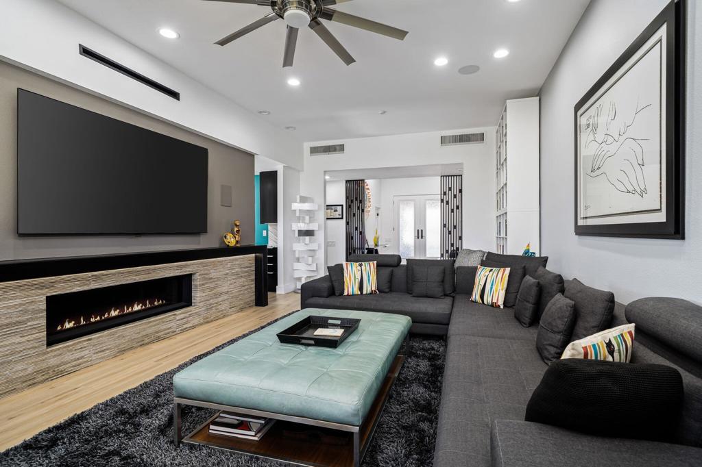 The Springs C.C. - Residential