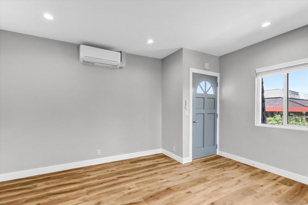 La Jolla - Residential Lease