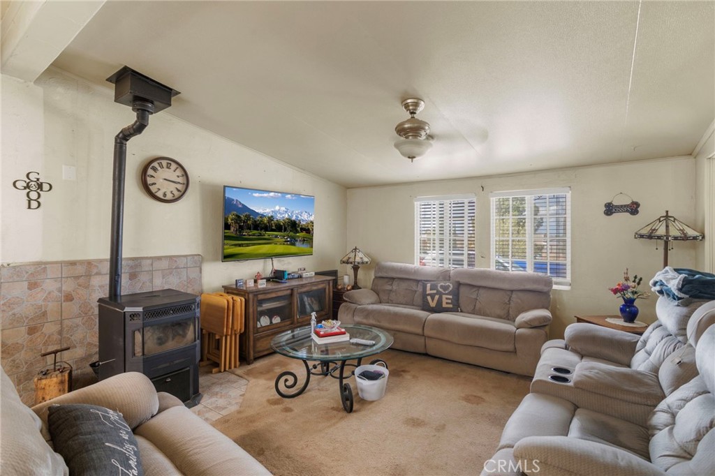 7153 Cambria