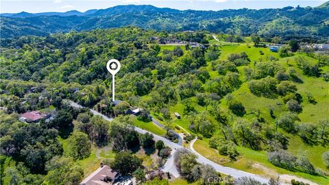 Tiny photo for 11127 Cebada Road, Atascadero, CA 93422 (MLS # NS26046485)