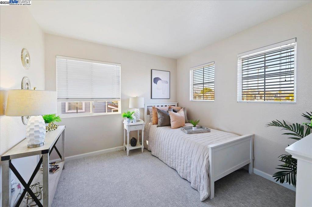 CA MOUNTAIN VIEW - Residential