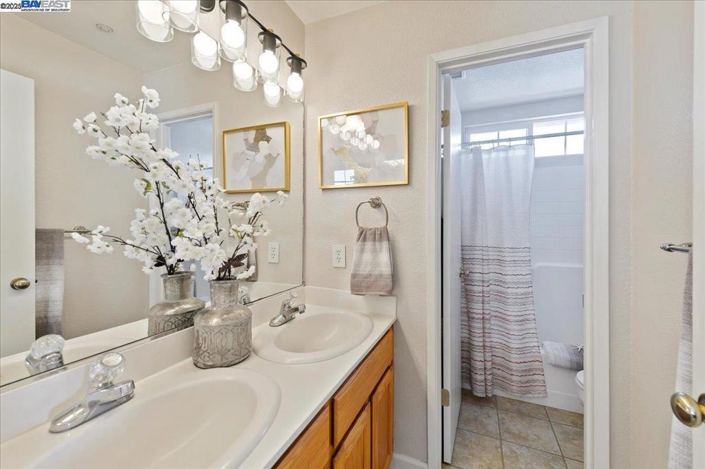 CA MOUNTAIN VIEW - Residential