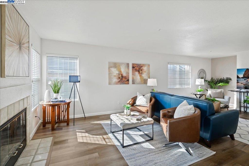 CA MOUNTAIN VIEW - Residential