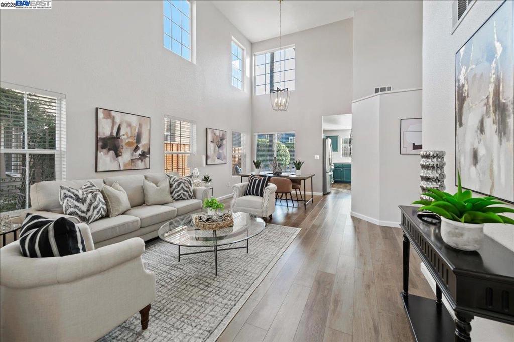 CA MOUNTAIN VIEW - Residential