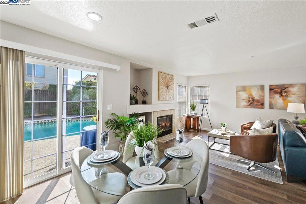 CA MOUNTAIN VIEW - Residential