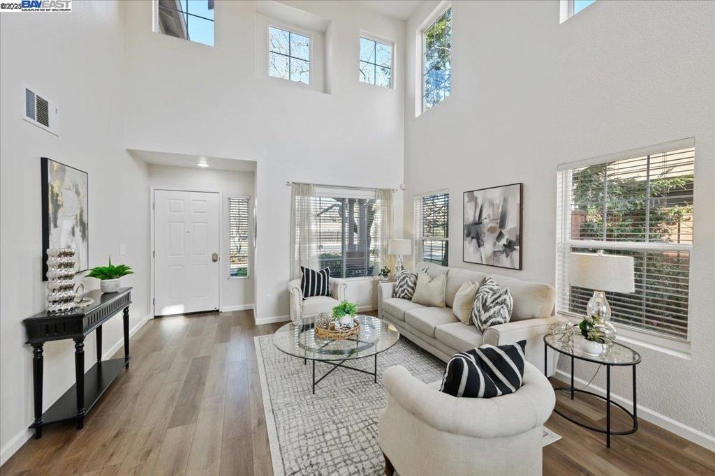 CA MOUNTAIN VIEW - Residential