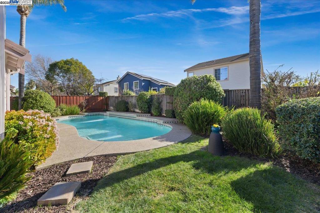 CA MOUNTAIN VIEW - Residential