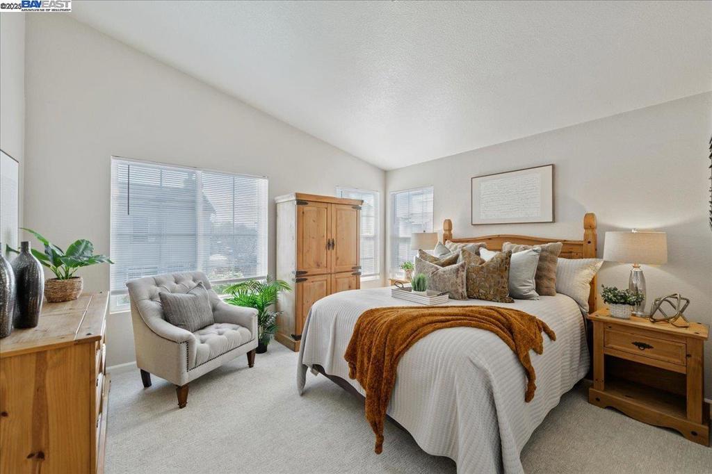 CA MOUNTAIN VIEW - Residential