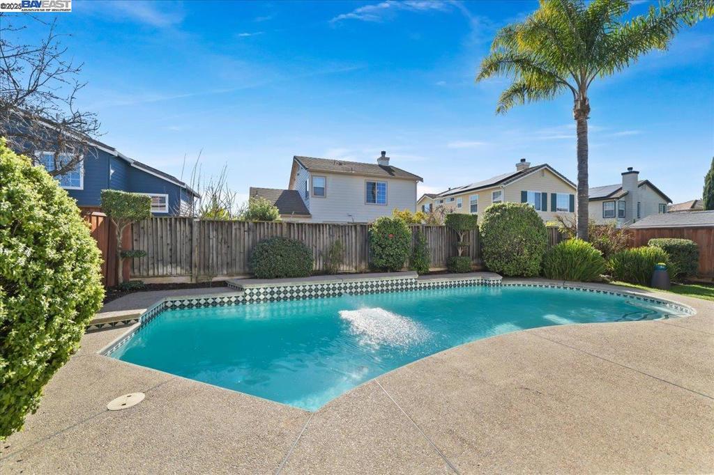 CA MOUNTAIN VIEW - Residential