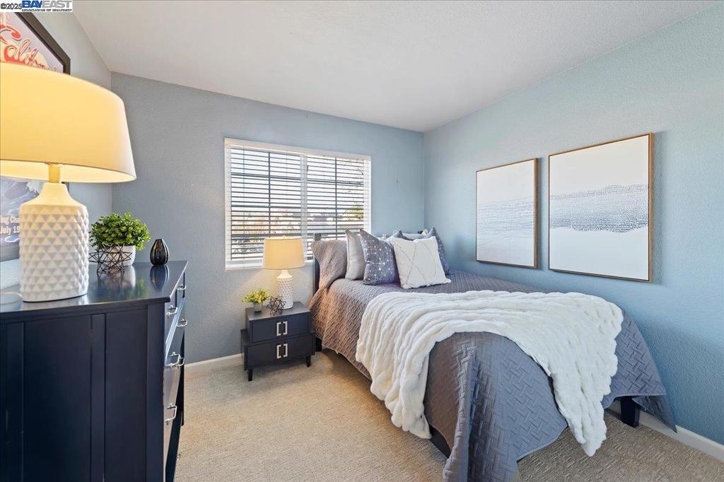 CA MOUNTAIN VIEW - Residential